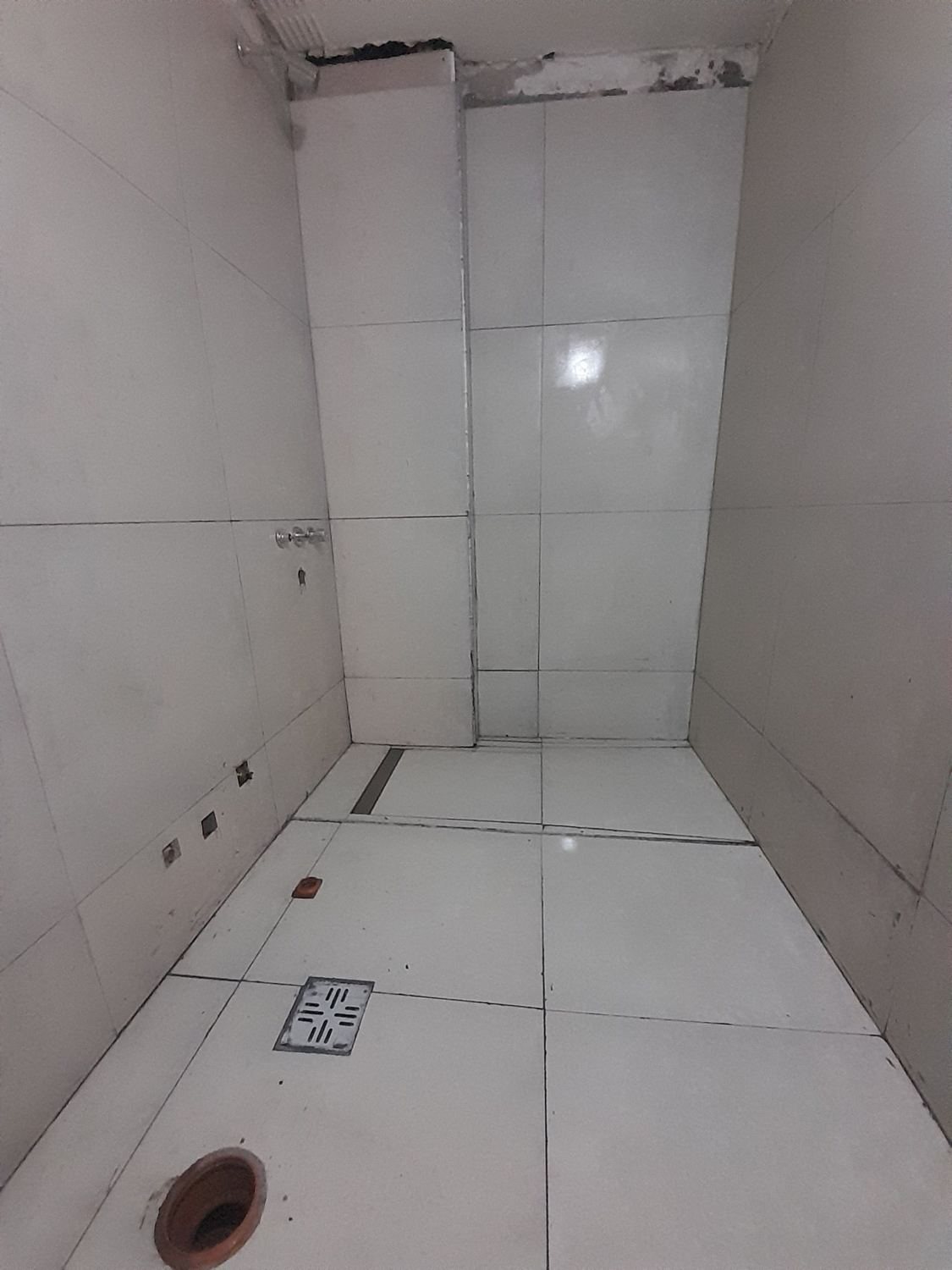 Durante · Baño revestido